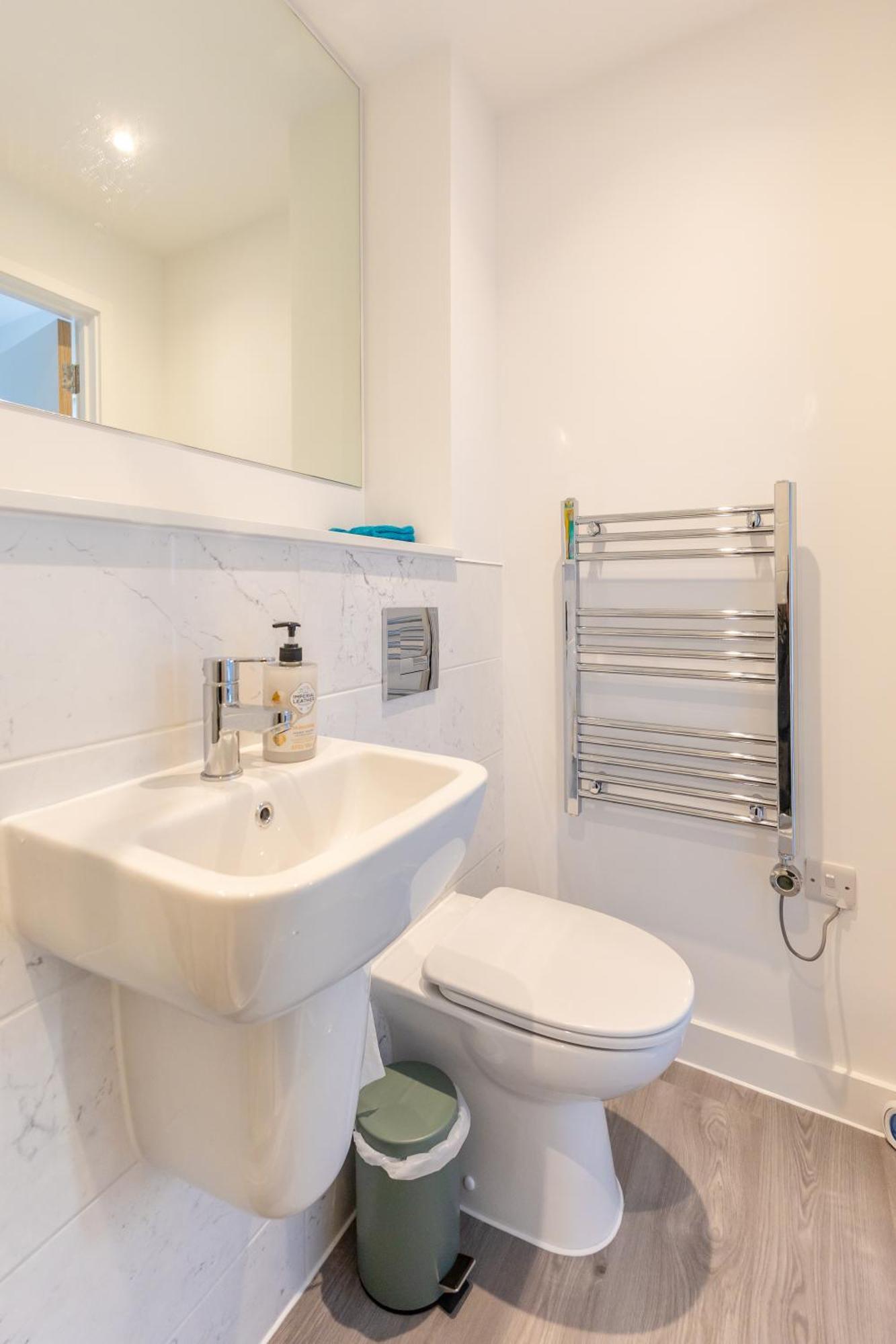 Stunning Modern 3 Bedroom Townhouse - Perfect Getaway Manchester Luaran gambar
